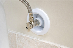 New OmegaPlate™ Single-Valve Outlet Plate New OmegaPlate™ Single-Valve Outlet Plate